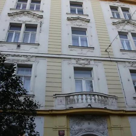 Crown Praga